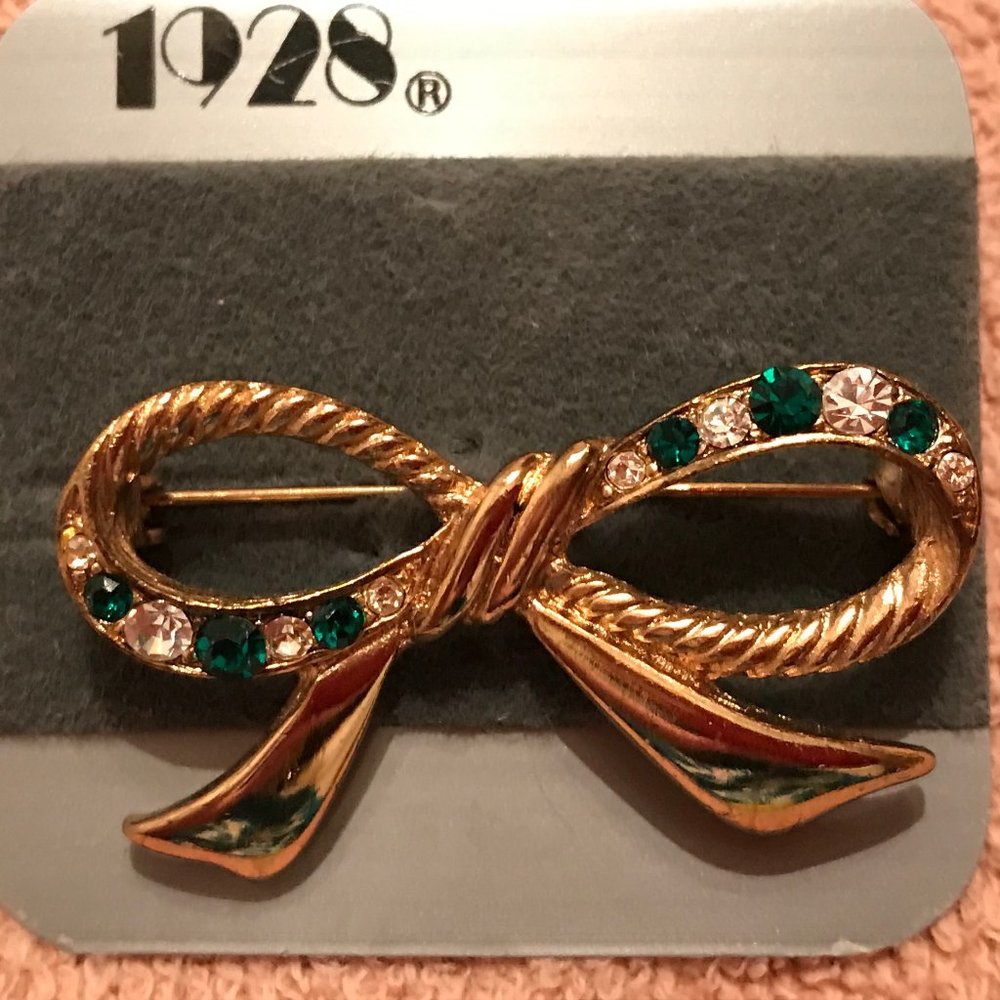 VTG 1928 Gold Bow Pin with Green + Clear Stones